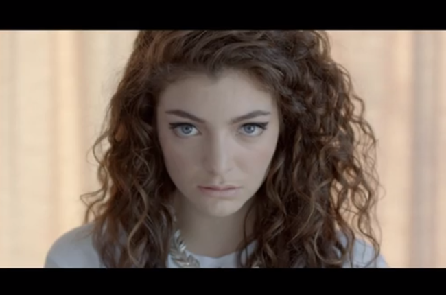 Lorde “Tennis Court” – Indie pop in kiwi form…welcome from the NZ!
